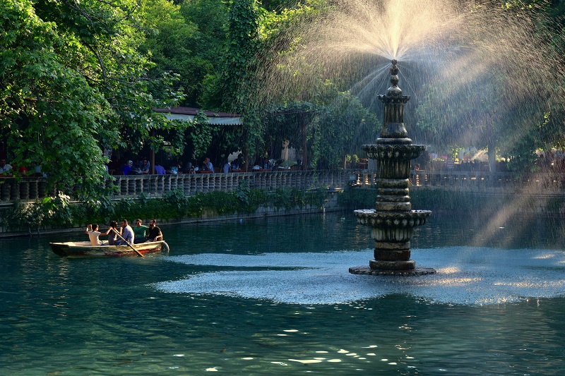 Aynzeliha Gölü (Anzılha Gölü)