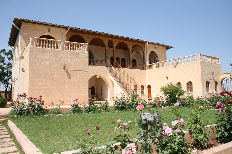 Feyzullah Efendi Konağı