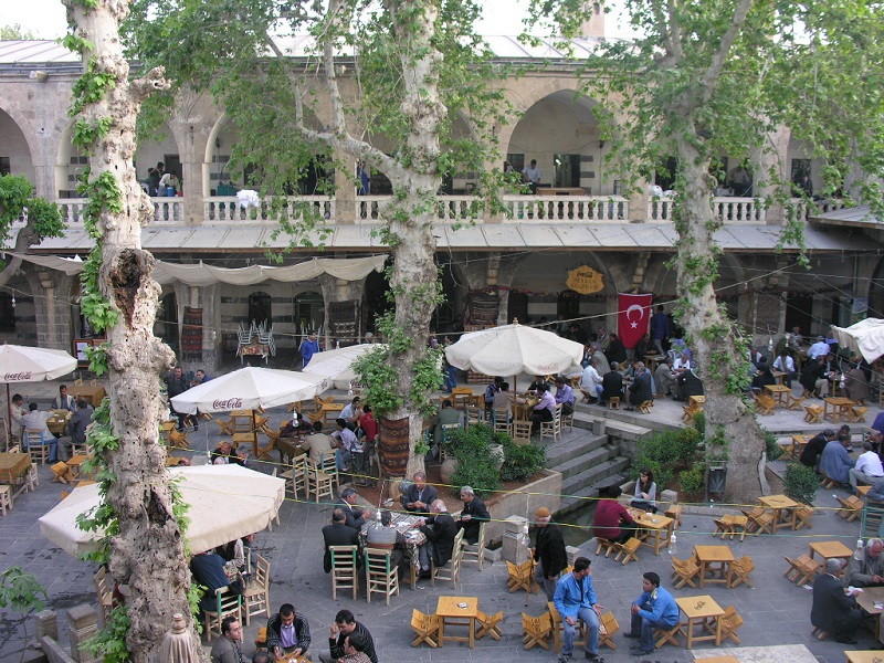 Gümrük Hanı