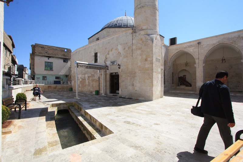 Hızanoğlu Camii
