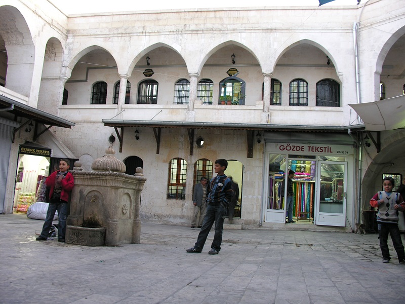 Mencek Hanı